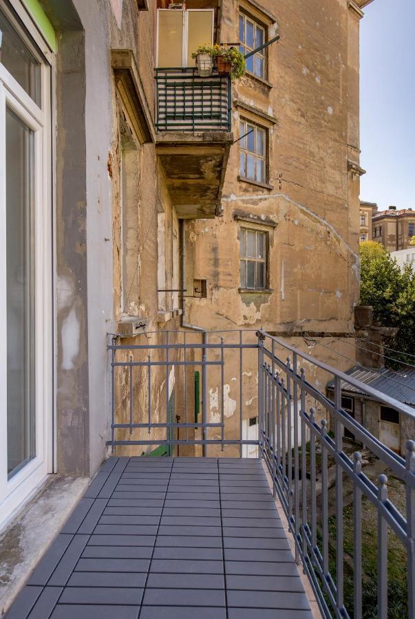 Saint Vitus Apartments With Balcony Рийека Екстериор снимка