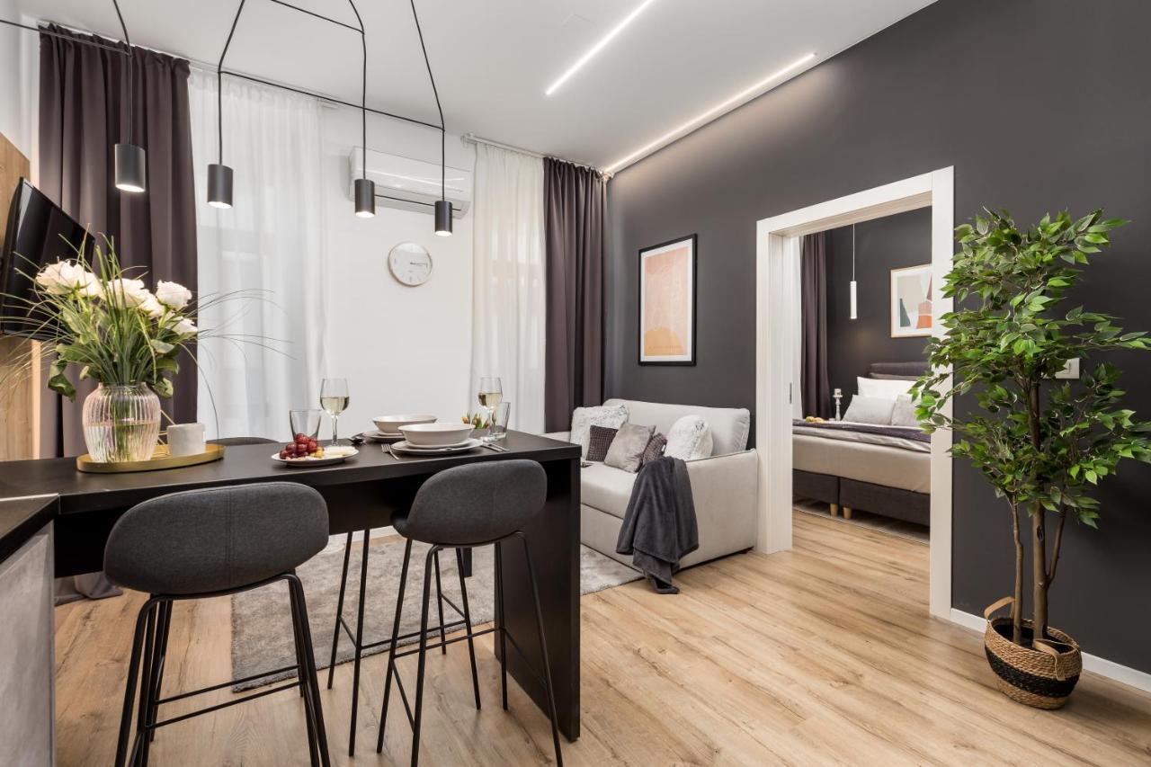 Saint Vitus Apartments With Balcony Рийека Екстериор снимка