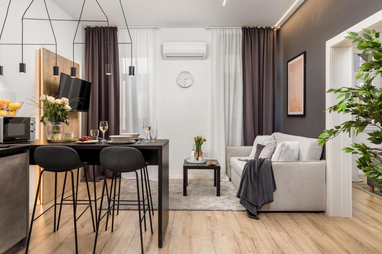 Saint Vitus Apartments With Balcony Рийека Екстериор снимка